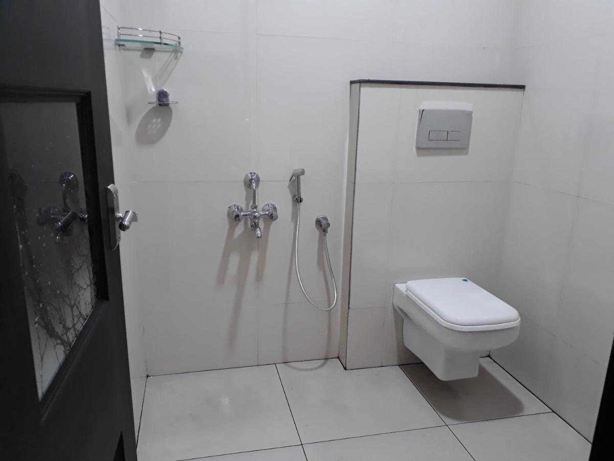Muziris Manor Residency Hotel Kochi Exterior foto