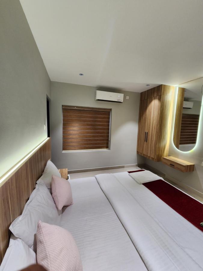 Muziris Manor Residency Hotel Kochi Exterior foto