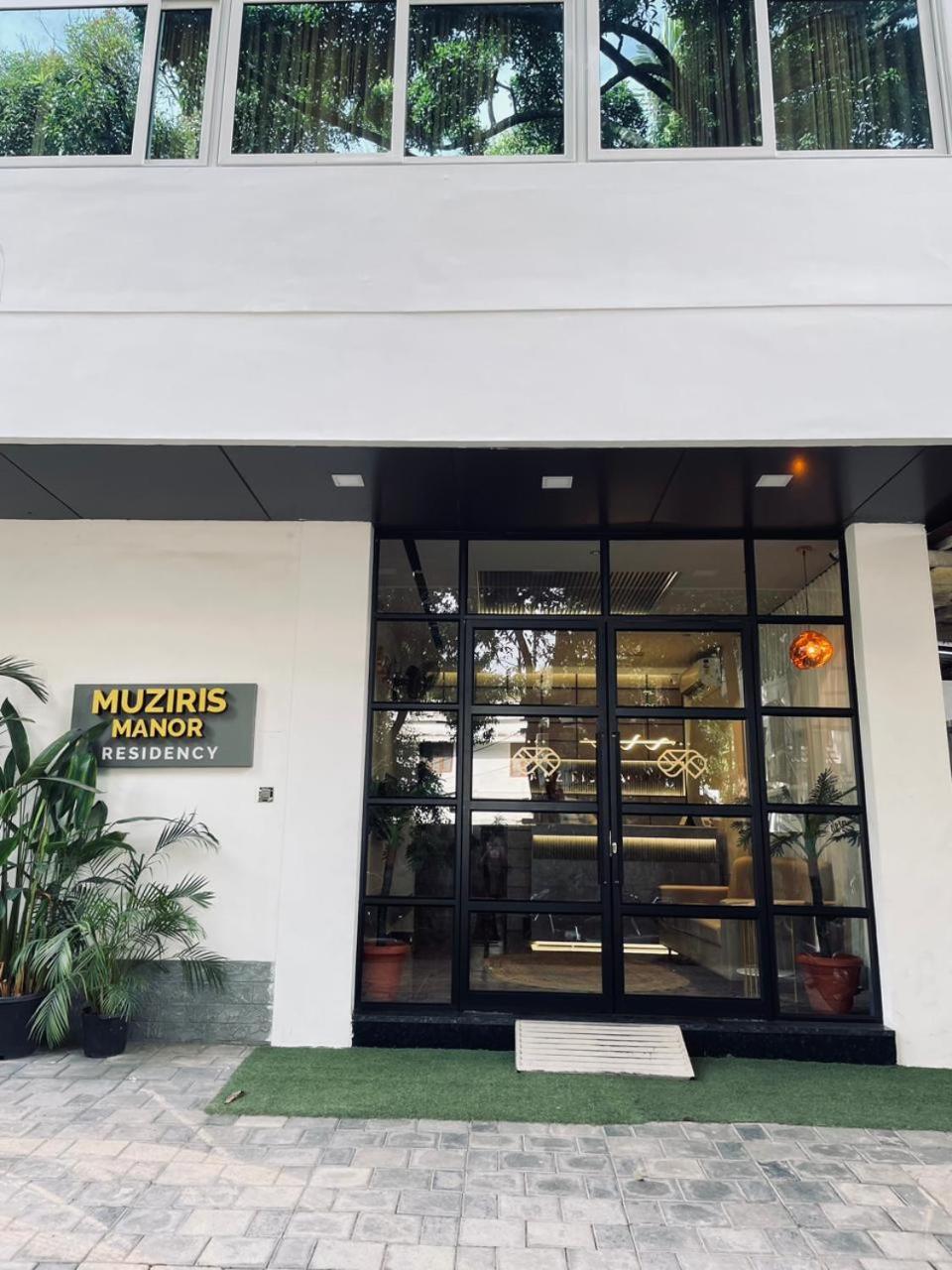 Muziris Manor Residency Hotel Kochi Exterior foto