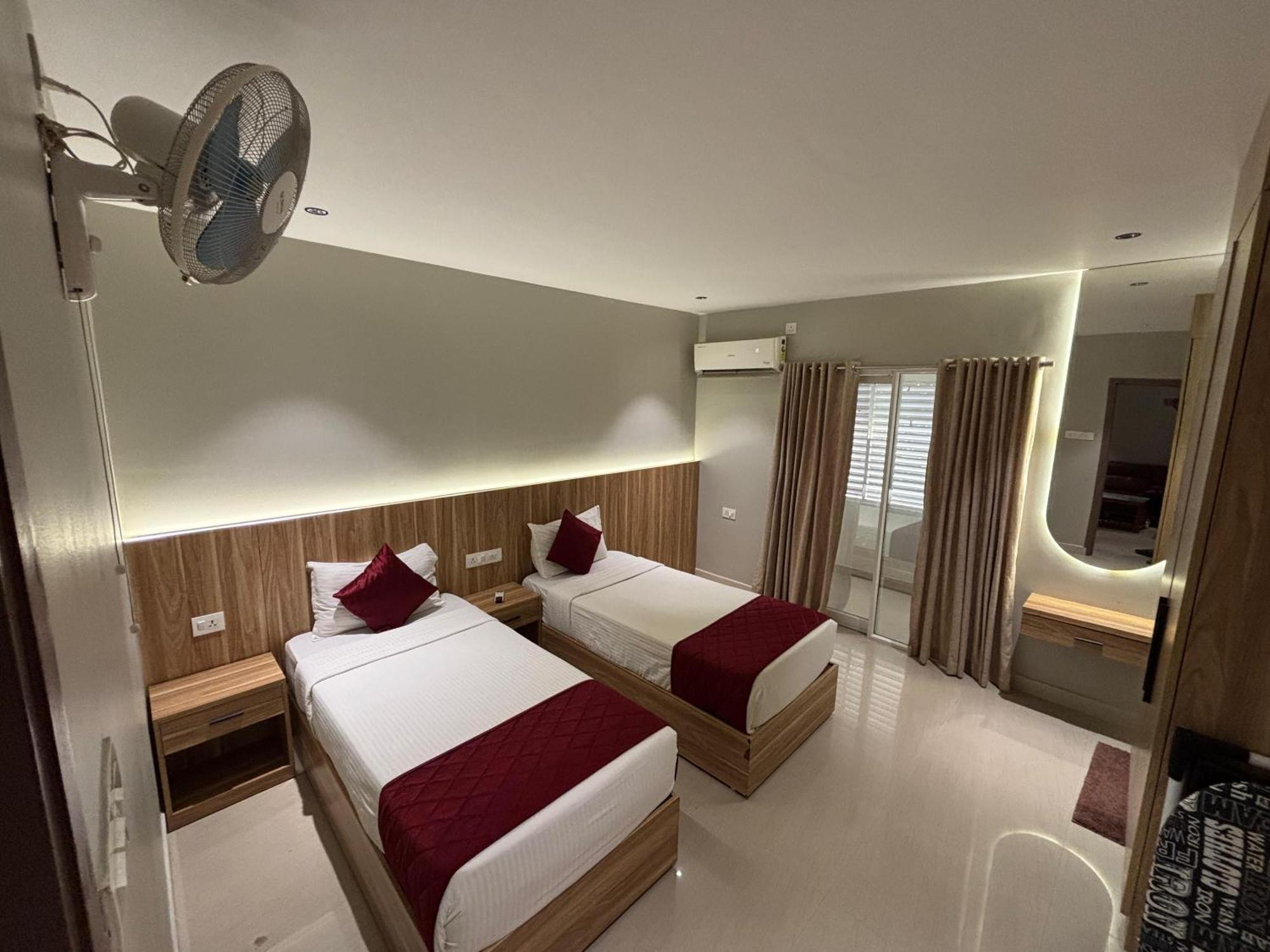 Muziris Manor Residency Hotel Kochi Exterior foto
