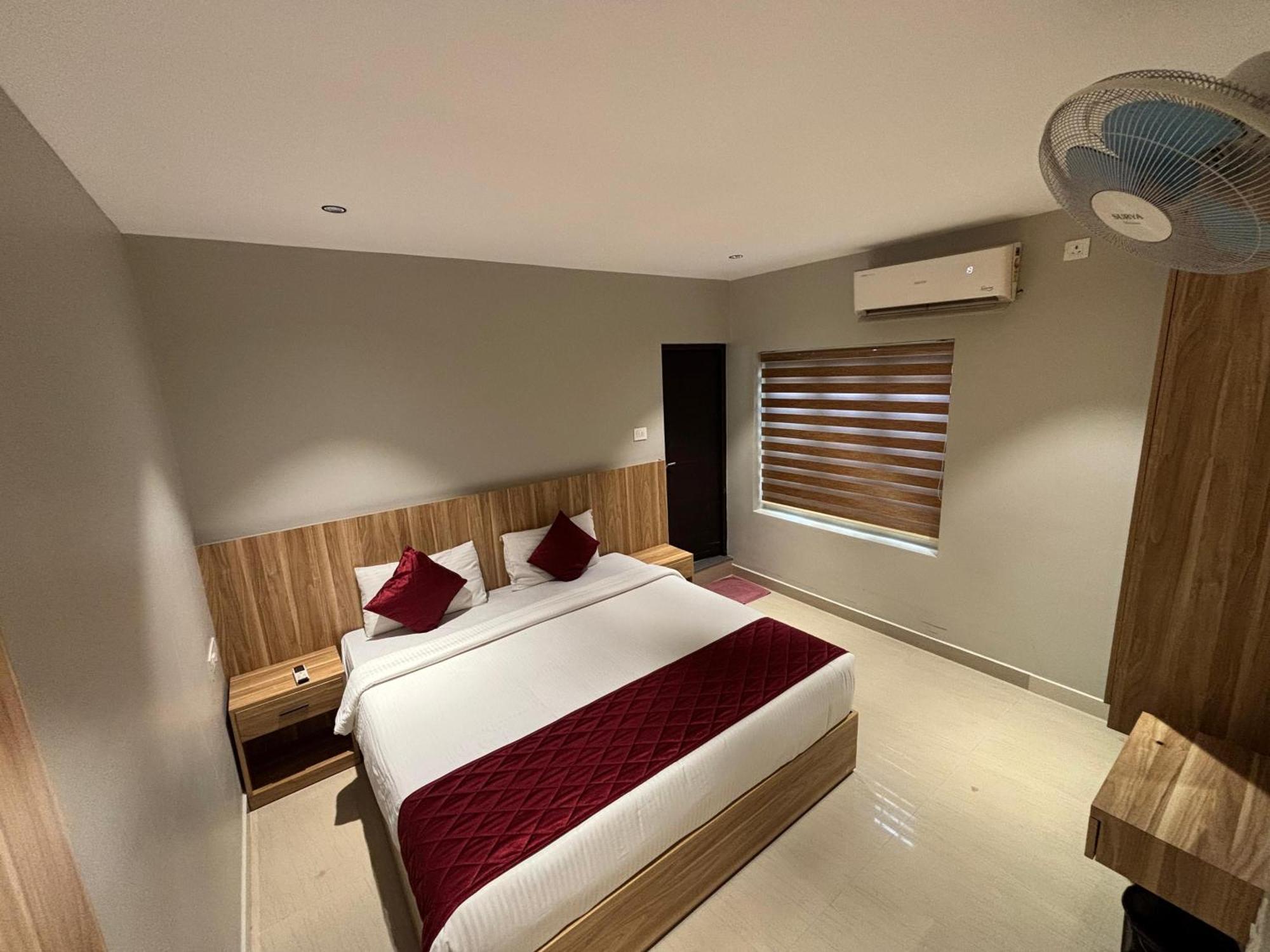 Muziris Manor Residency Hotel Kochi Exterior foto