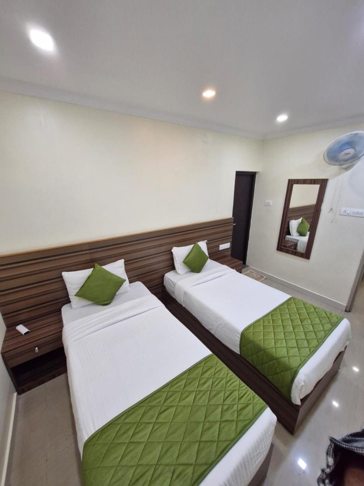 Muziris Manor Residency Hotel Kochi Exterior foto